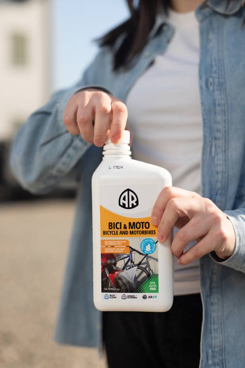 Motorcycle and bicycle cleaner (1 l)
