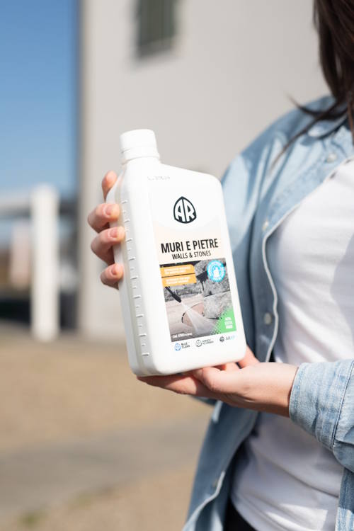 Detergente muri e pietre (1 l)